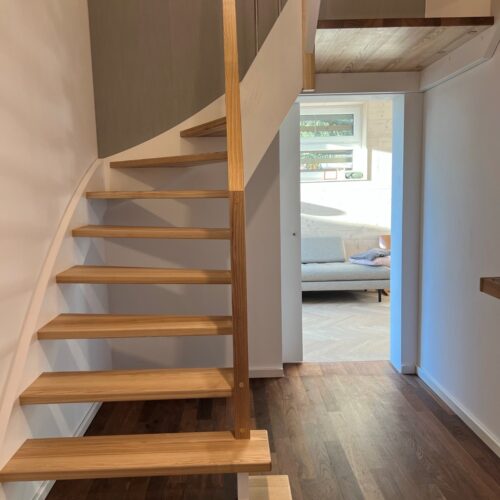 Holztreppen richtig pflegen